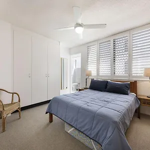 Jamarkos Unit 4 Kings Qld Caloundra